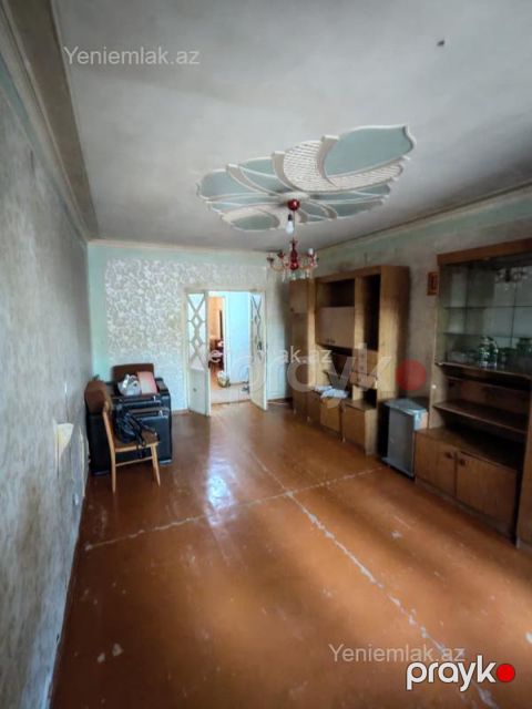 Satılır 3 otaqlı Bina evi menzil (Köhnə tikili), 80 m², 9-cu mikrorayon