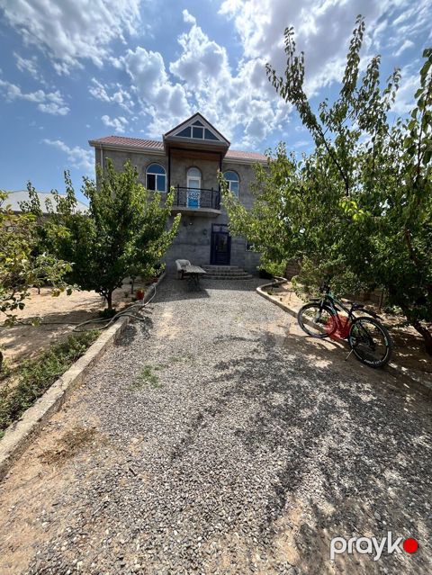 Qala qəs. 5 otaqlı, 180 kv. m — Bakı