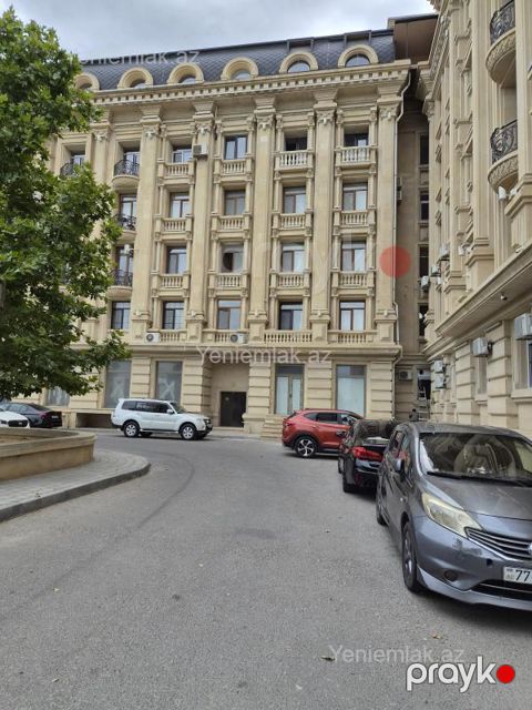 Satılır 4 otaqlı Bina evi menzil (Yeni tikili), 125 m², Səbail rayonu — Bakı