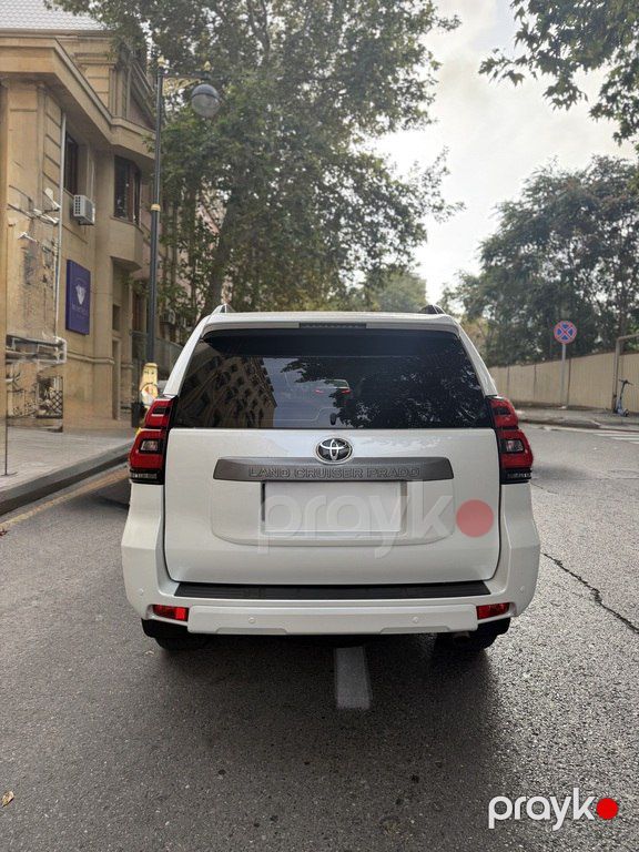 Toyota Land Cruiser Prado, 2.7 L, 2017 il, 127 000 km — Avtomobillər, Bakı (4)