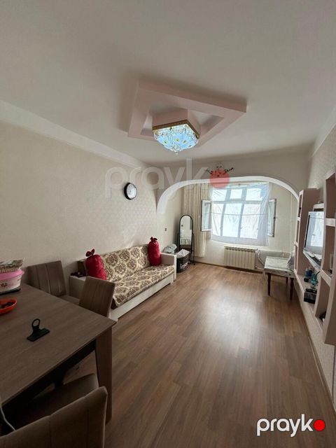 Satılır 3 otaqlı köhnə tikili 60 m² — Bakı