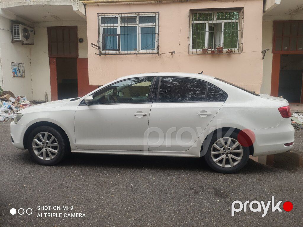 Volkswagen Jetta, 2.0 L, 2013 il, 330 000 km — Avtomobillər, Bakı (3)