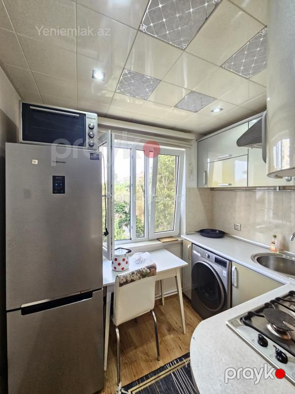 Satılır 2 otaqlı Bina evi menzil (Köhnə tikili), 50 m², 8-ci mikrorayon — Mənzil, Sumqayıt (11)