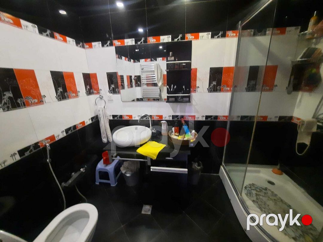 Satılır 4 otaqlı köhnə tikili 120 m² — Mənzil, Bakı (11)