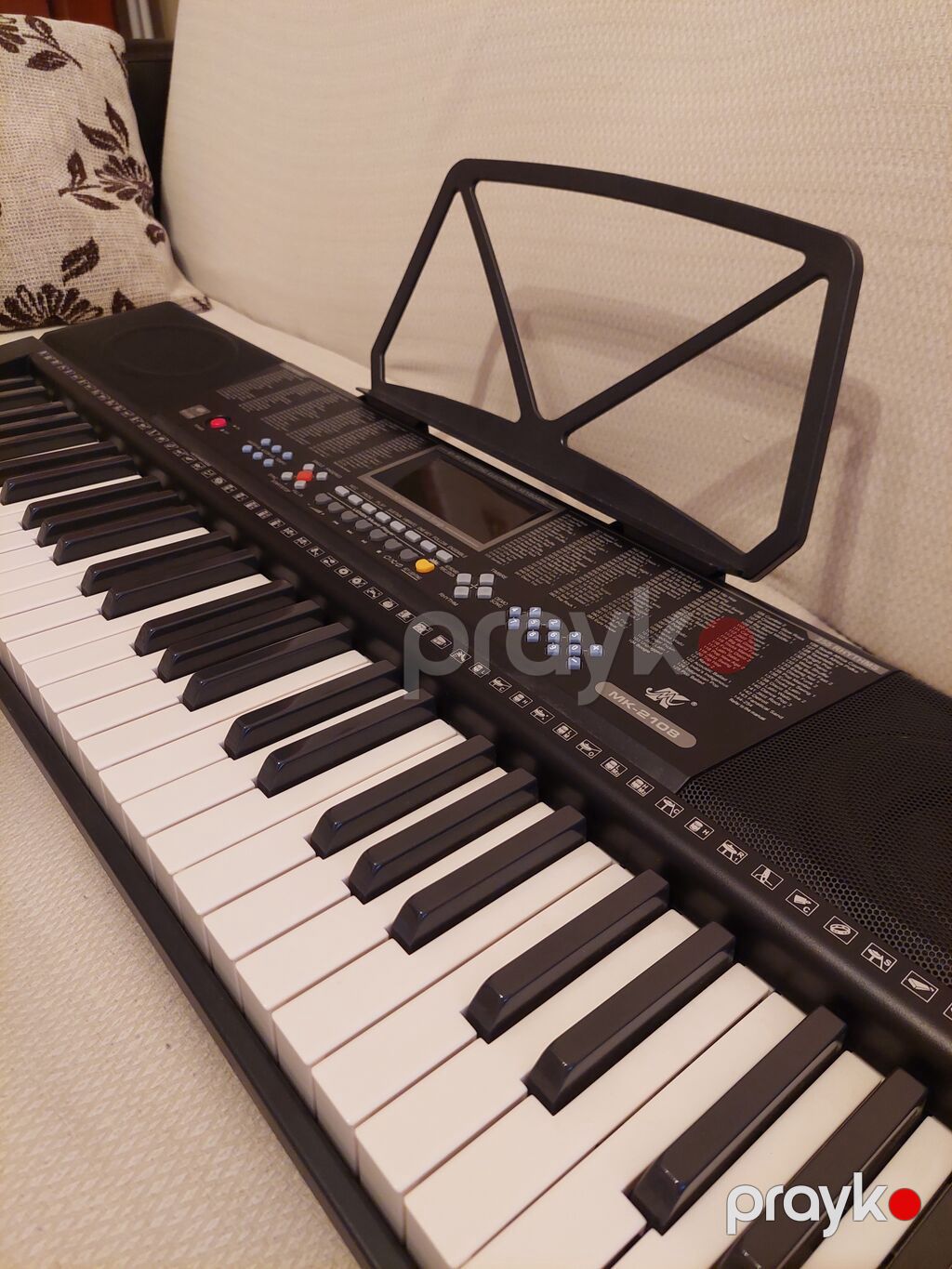 Yeni kimi Az işlenib,kursa geden/musiqi mektebinde oxuyan uşaglar — Pianino və digər klaviş alətləri, Bakı (3)