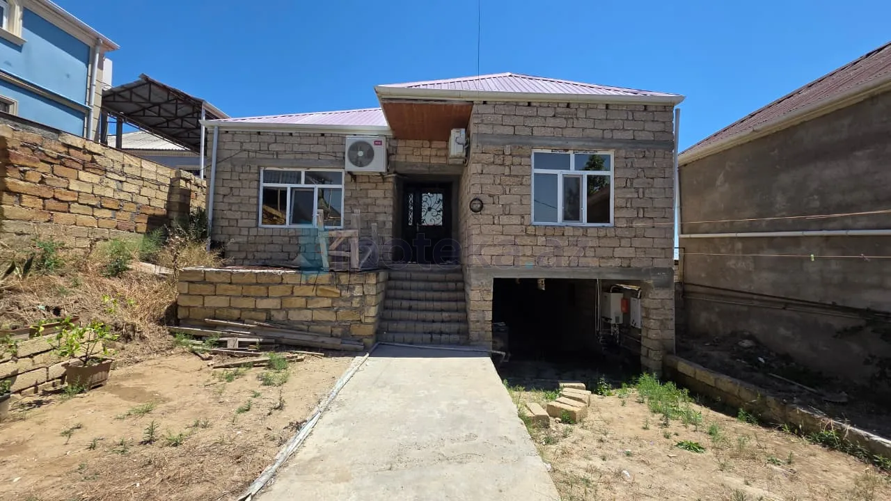 Satılır: 4 Otaq, Evlər/Villalar, Binəqədi r., Binəqədi q., 160.00 m²