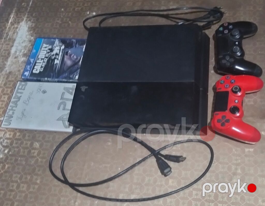 PlayStation 4 (PS4) oyun konsolu seti Paketə daxildir: - PS4 konsolu — Oyun konsolları, Şəmkir (3)
