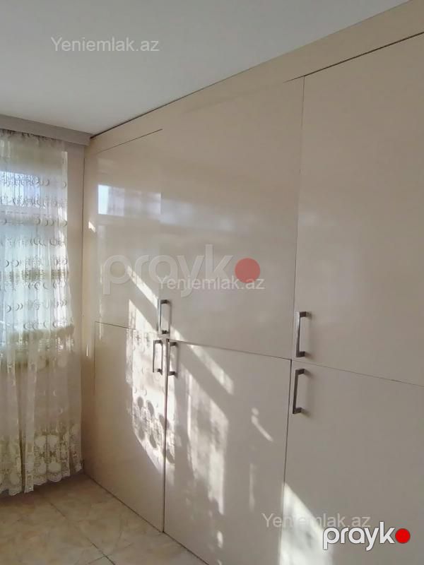 Satılır 2 otaqlı Bina evi menzil (Köhnə tikili), 50 m², 3-cü mikrorayon — Mənzil, Sumqayıt (11)