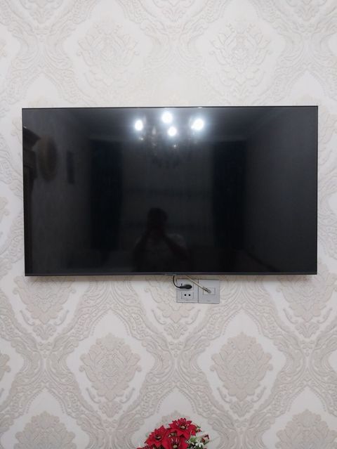 Televizor – divara montajlı, nazik çərçivəli LED panel - Ölçü — Digah
