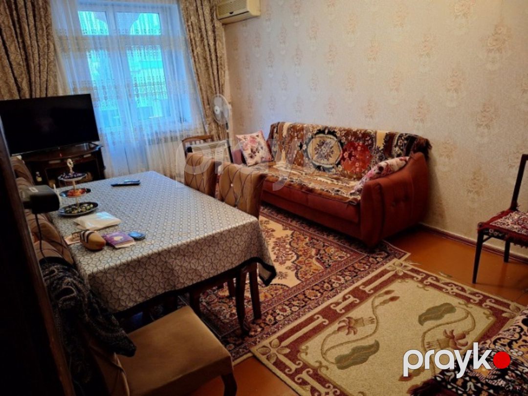 Satılır 2 otaqlı köhnə tikili 70 m² — Mənzil, Bakı (2)