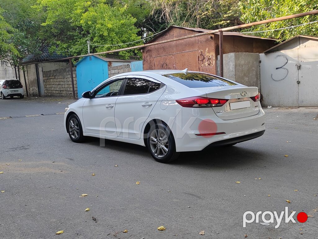 Hyundai Elantra: 1.6 l 2016 il Sedan — Avtomobillər, Xırdalan (4)