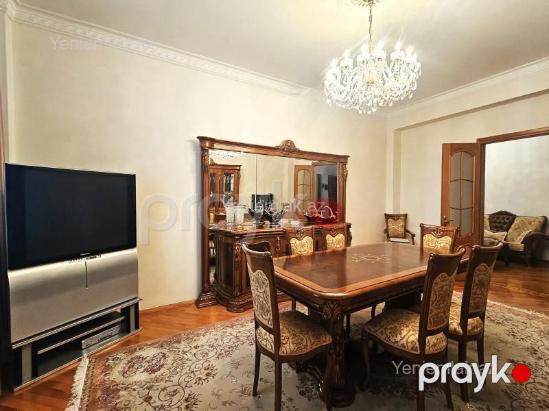 Satılır 5 otaqlı Bina evi menzil (Yeni tikili), 200 m², Nərimanov rayonu — Mənzil, Bakı (3)