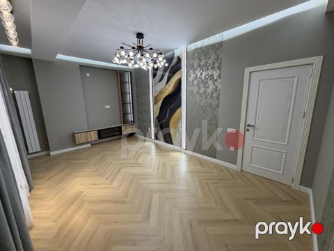 Satılır 2 otaqlı yeni tikili 76 m²