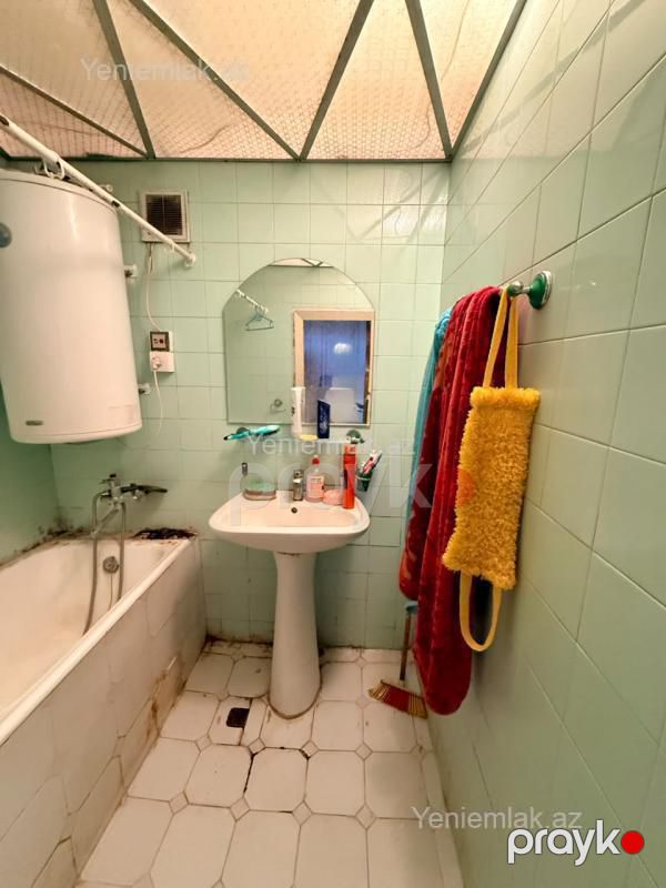 Satılır 3 otaqlı Bina evi menzil (Köhnə tikili), 90 m², Yasamal rayonu — Mənzil, Bakı (4)