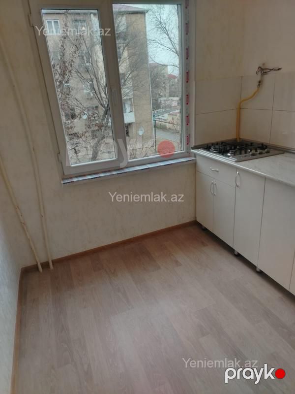 Satılır 2 otaqlı Bina evi menzil (Köhnə tikili), 48 m², 3-cü mikrorayon — Mənzil, Sumqayıt (10)