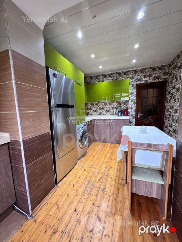 Satılır 4 otaqlı Bina evi menzil (Köhnə tikili), 100 m², Xətai rayonu — Mənzil, Bakı (9)