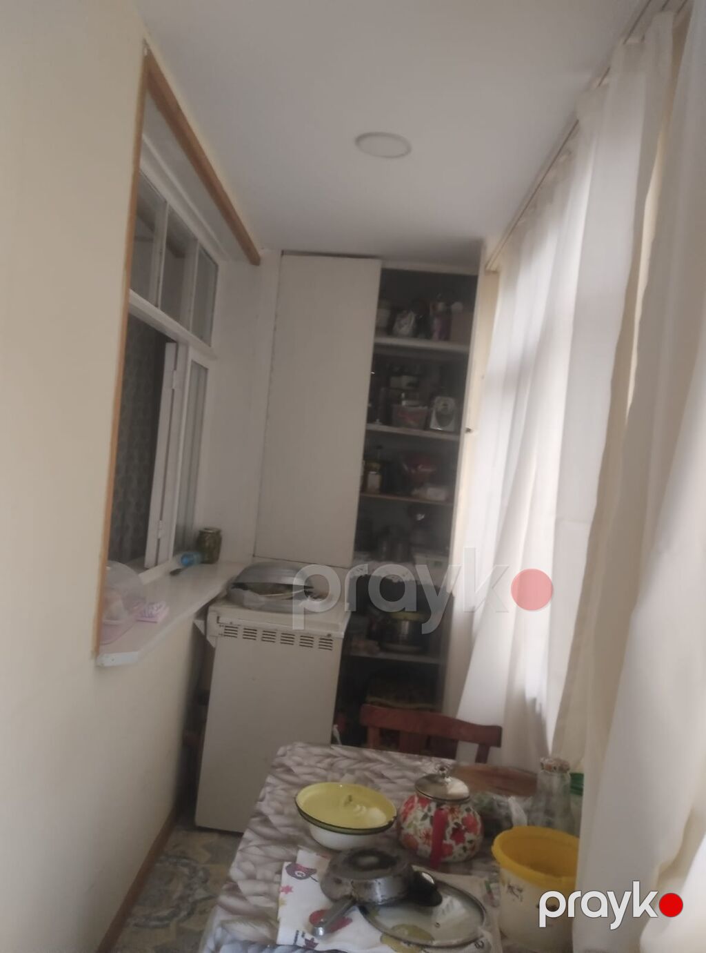 3 otaqlı mənzil,hamam tualet ayrı, təmirli. Unvan: Mahrasa bağı, bina — Mənzil, Gəncə (2)