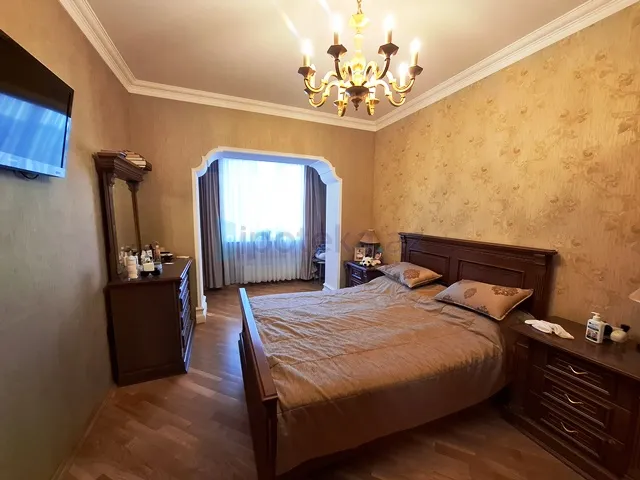 Satılır: 3 Otaq, Köhnə tikili, Nizami r., 8-ci km q., 80.00 m² — Mənzil (3)