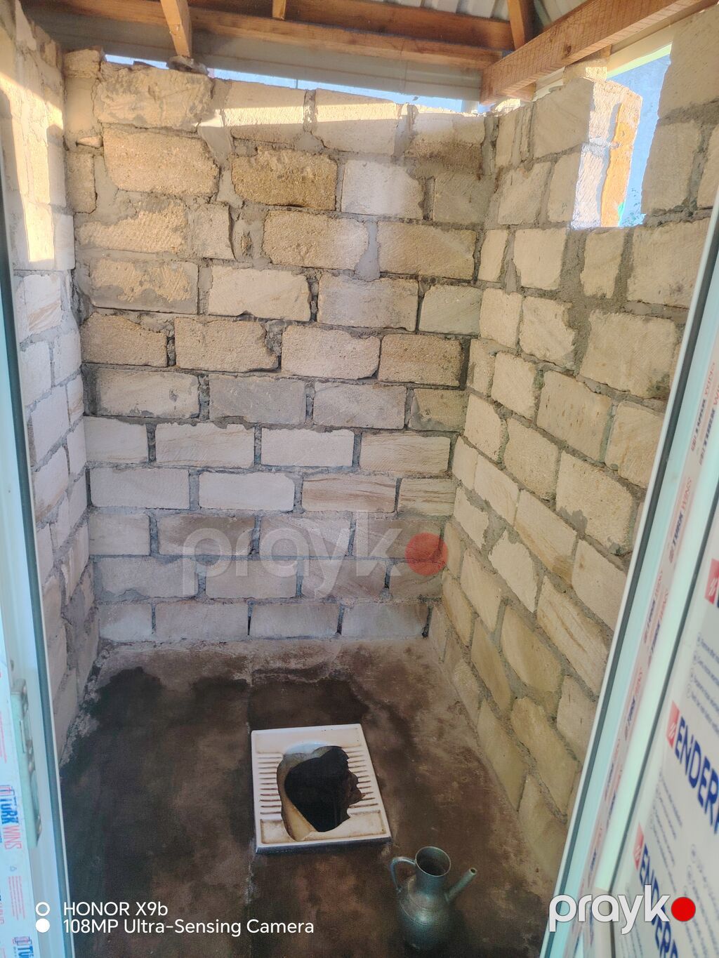 Həyətyanı sahəsi geniş olan fərdi yaşayış evi. Şəkillərdən göründüyü — Ev, villa, Yevlax (6)