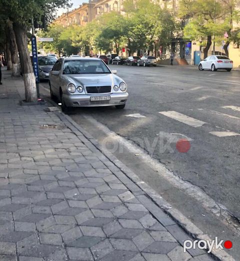 2.5 sot torpaq sahəsi, Gənclik m