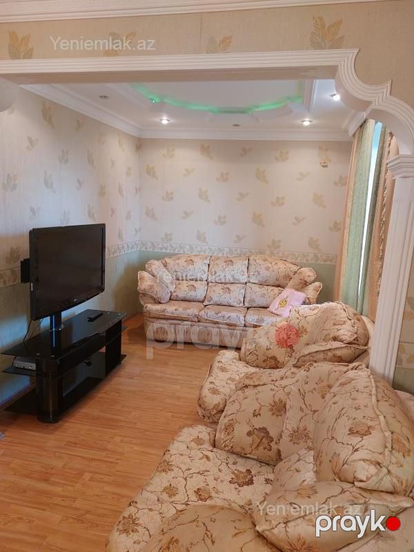 Satılır 5 otaqlı Bina evi menzil (Köhnə tikili), 104 m², Xətai rayonu — Mənzil, Bakı (2)
