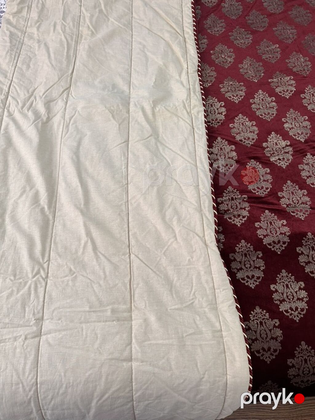 Yataq üçün İşlənmiş Xovlu rəng - Qırmızı Yataq örtüyü, Ünvandan götürmə — Örtüklər və çarşavlar, Masazır (6)