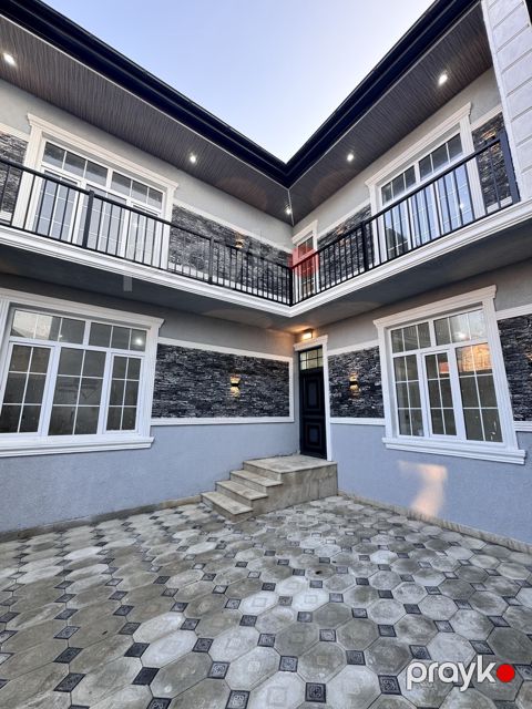 Satılır 5 otaqlı həyət evi/bağ evi 130 m² — Bakı