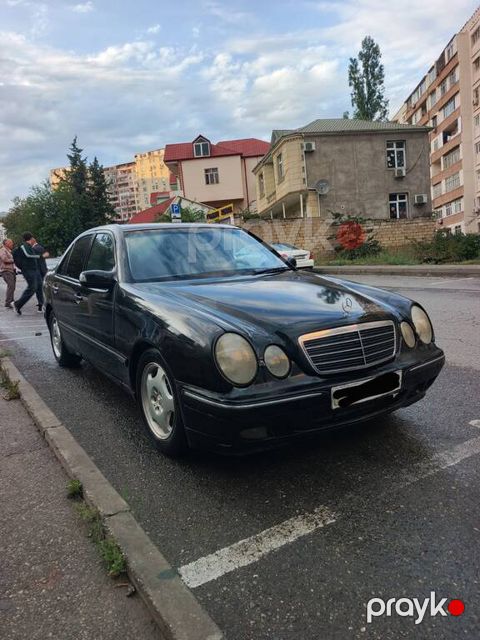 Mercedes E 270, 2.7 L, 2001 il, 235 000 km — Bakı