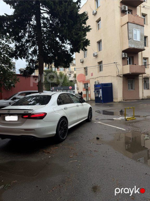 Mercedes E 300, 2.0 L, 2017 il, 185 000 km — Avtomobillər, Bakı (2)