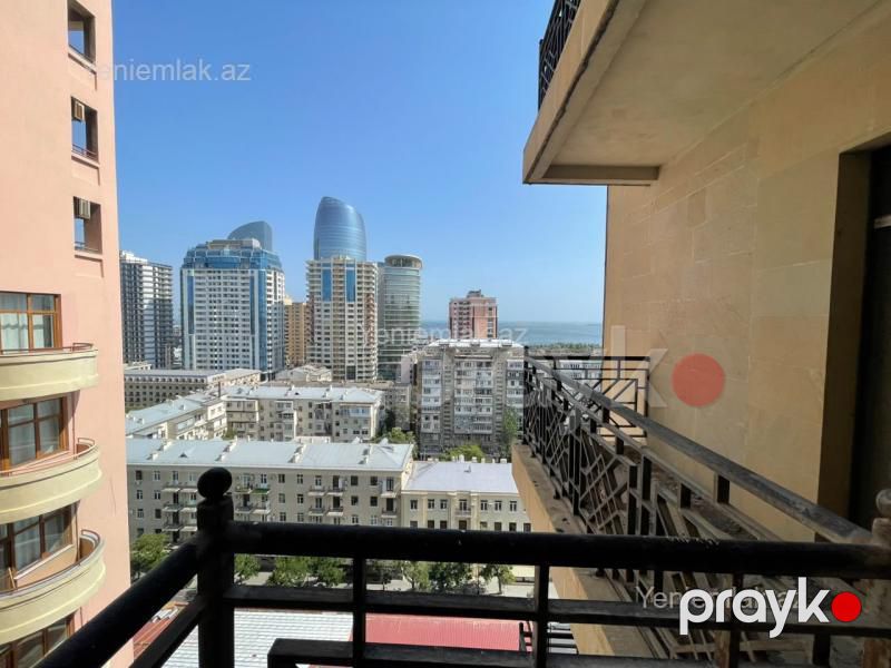 Satılır 4 otaqlı Bina evi menzil (Yeni tikili), 250 m², Nəsimi rayonu — Mənzil, Bakı (5)