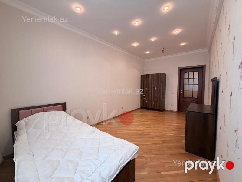 Satılır 5 otaqlı Bina evi menzil (Yeni tikili), 210 m², Nərimanov rayonu — Mənzil, Bakı (8)