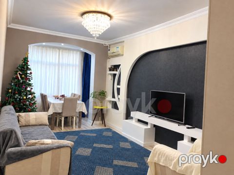 Satılır 3 otaqlı köhnə tikili 85 m² — Bakı