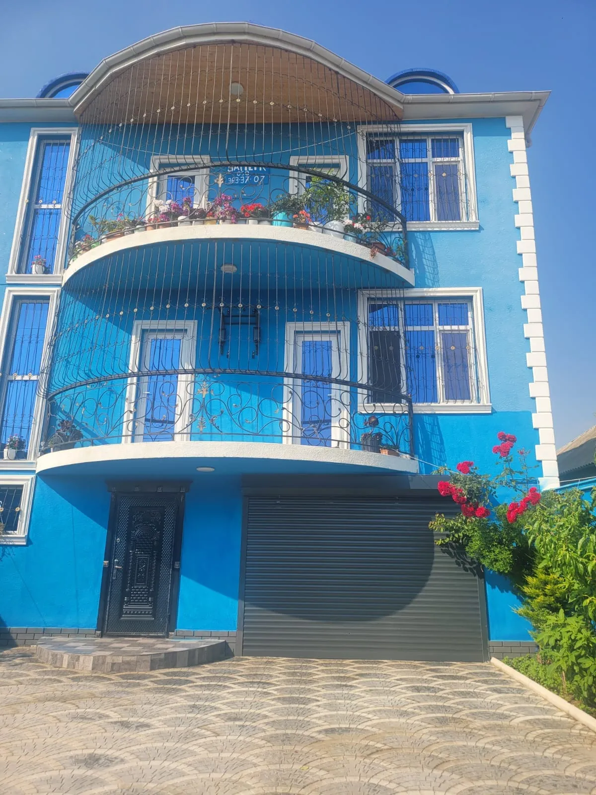 Zığ, 7 otaqlı Həyət evi satılır - 408 m², 3 mərtəbə, 1 sot — Bakı