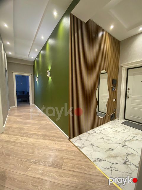 Satılır 3 otaqlı köhnə tikili 120 m² — Bakı