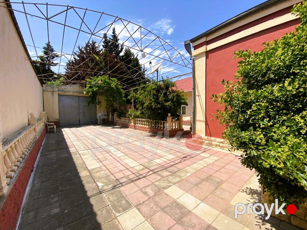 Satılır 5 otaqlı həyət evi/bağ evi 200 m² — Ev, villa, Bakı (2)