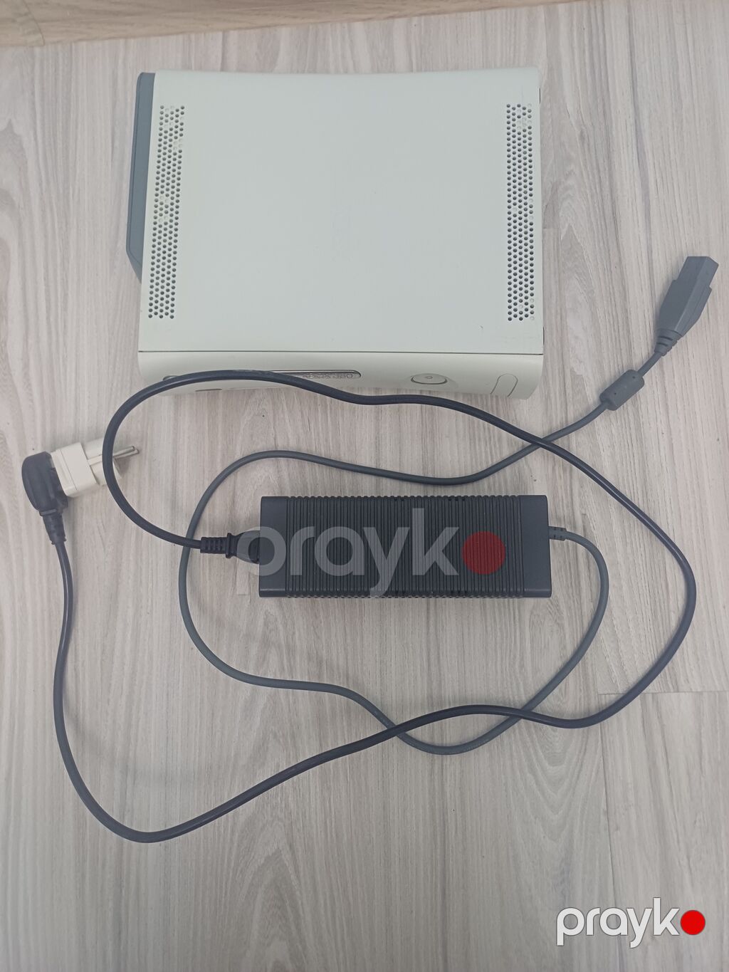 Xbox 360 oyun konsolu seti. 1 ədəd oyun hədiyyə ediləcək.Real alıcıya — Oyun konsolları, Bakı (4)