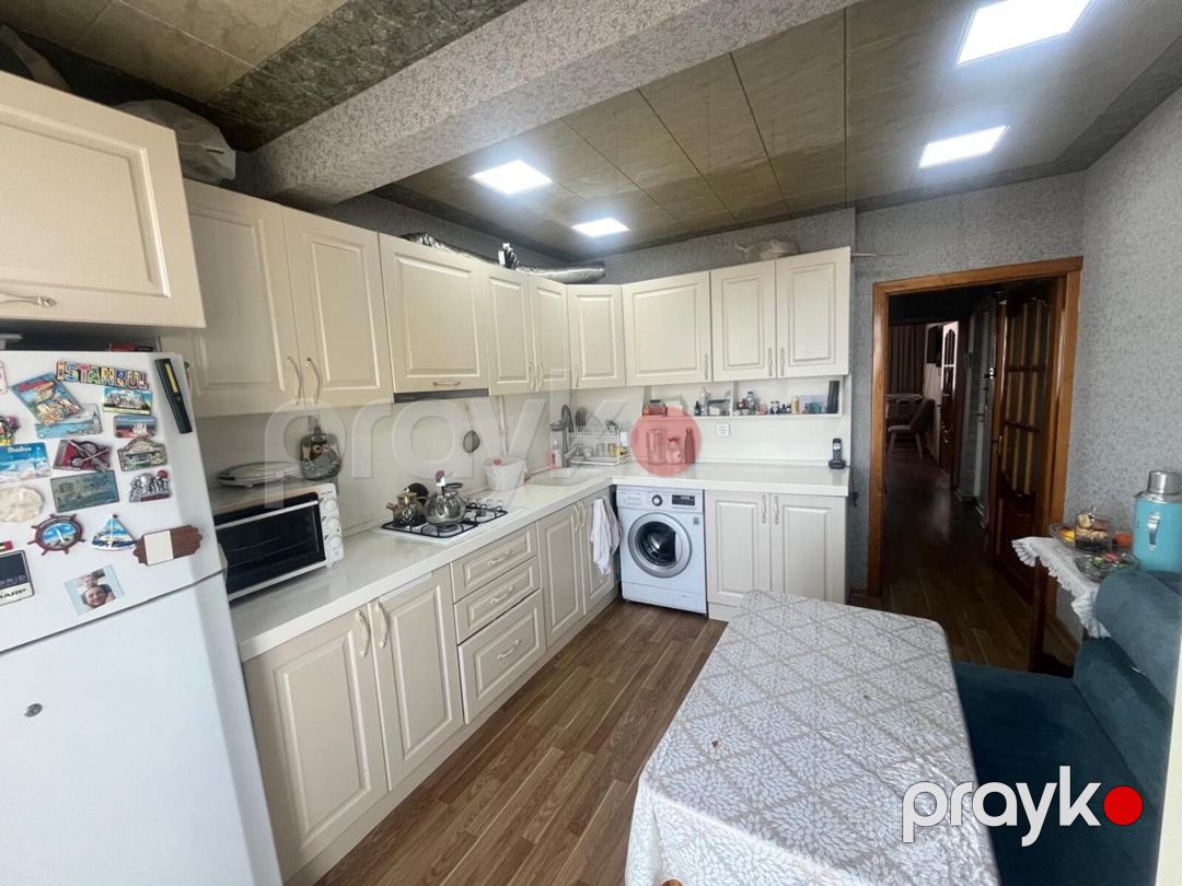 Satılır 2 otaqlı köhnə tikili 65 m² — Mənzil, Bakı (10)