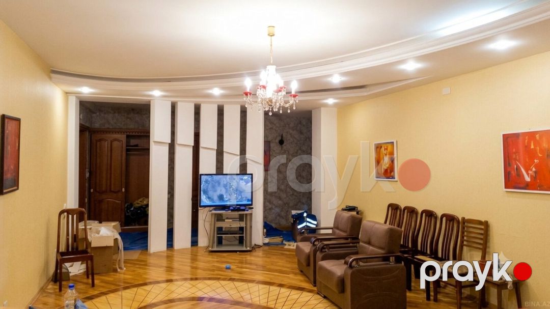 Satılır 3 otaqlı köhnə tikili 135 m² — Mənzil, Bakı (2)