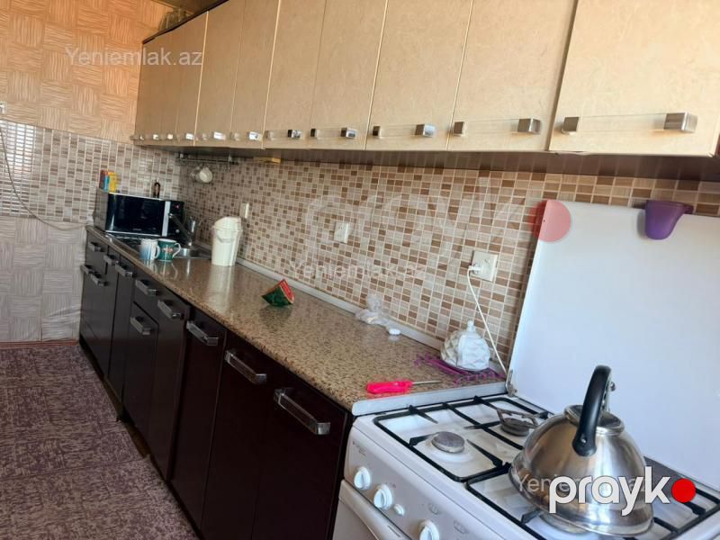 Satılır 4 otaqlı Bina evi menzil (Köhnə tikili), 80 m², 13-cü mikrorayon — Mənzil, Sumqayıt (10)