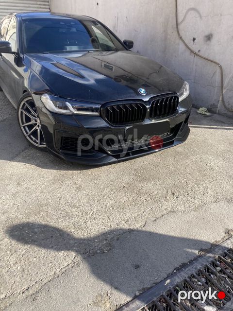 "BMW G30" lipi — Bakı