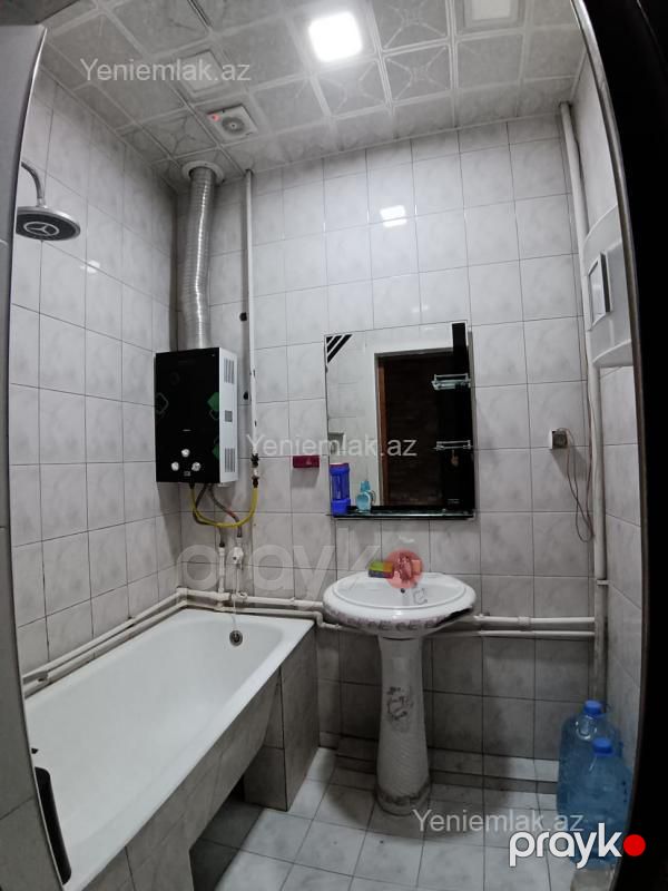 Satılır 4 otaqlı Bina evi menzil (Köhnə tikili), 100 m², 3-cü məhəllə — Mənzil, Sumqayıt (6)