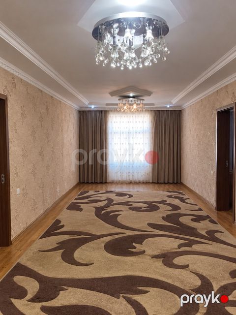 Satılır 9 otaqlı həyət evi/bağ evi 272 m² — Bakı