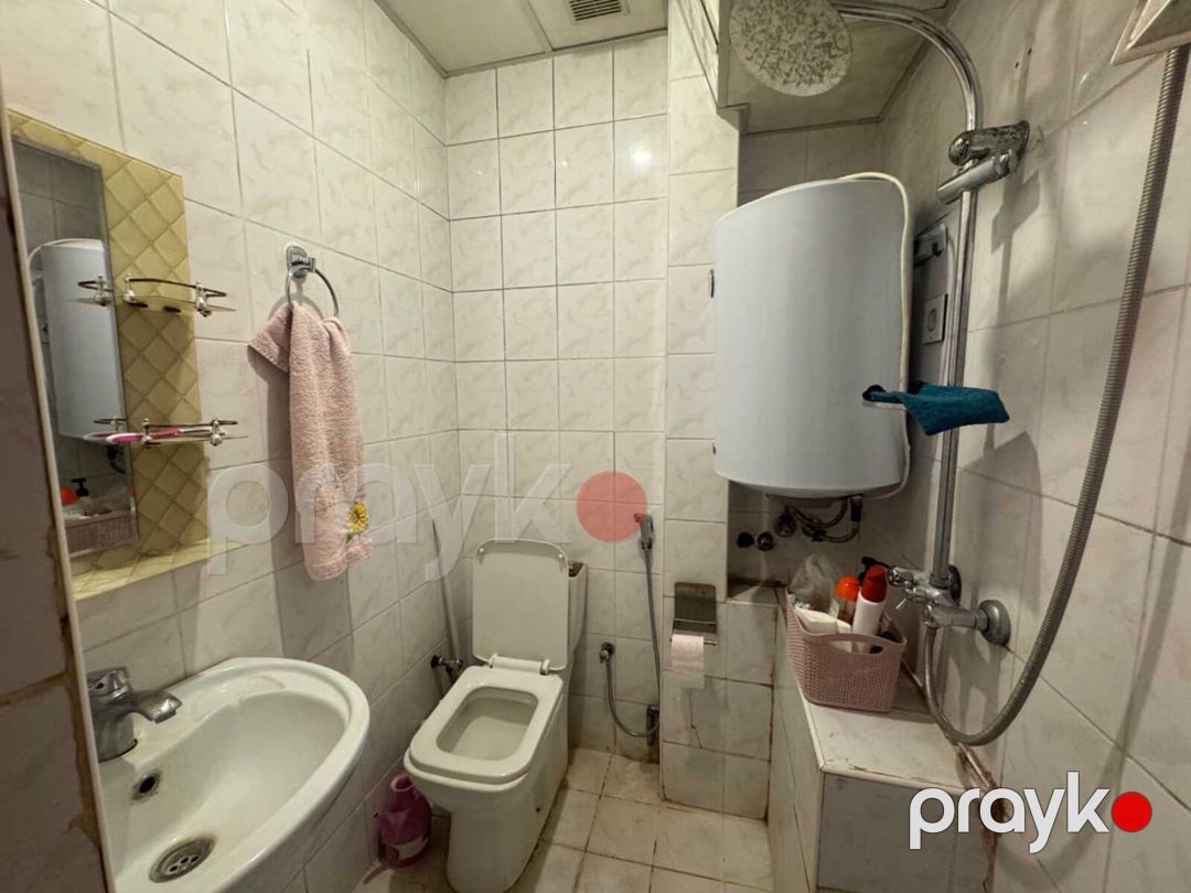 Satılır 2 otaqlı köhnə tikili 60 m² — Mənzil, Bakı (9)