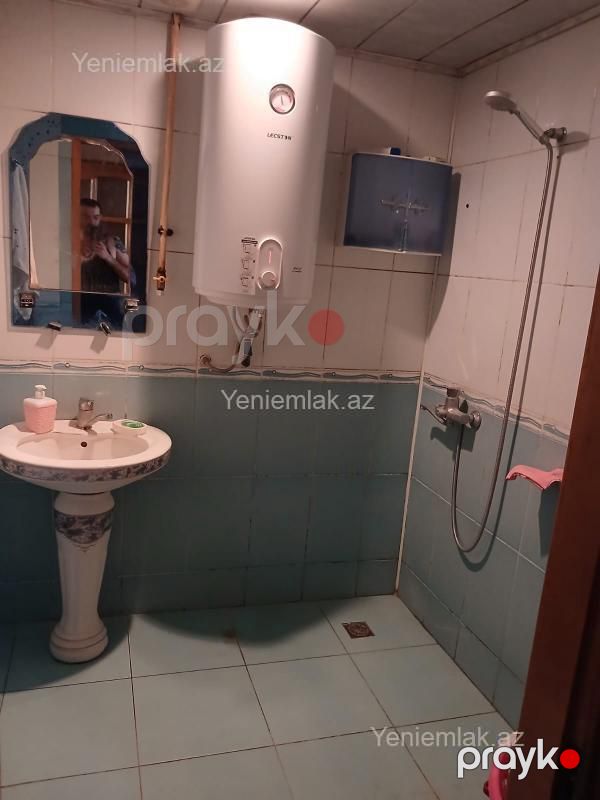 Satılır 3 otaqlı Bina evi menzil (Köhnə tikili), 80 m², Suraxanı rayonu — Mənzil, Bakı (8)
