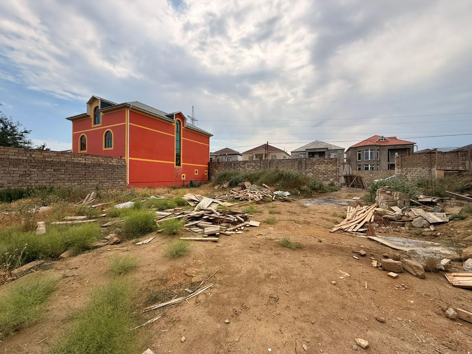 Şağan, Torpaq satılır - 7 sot — Bakı