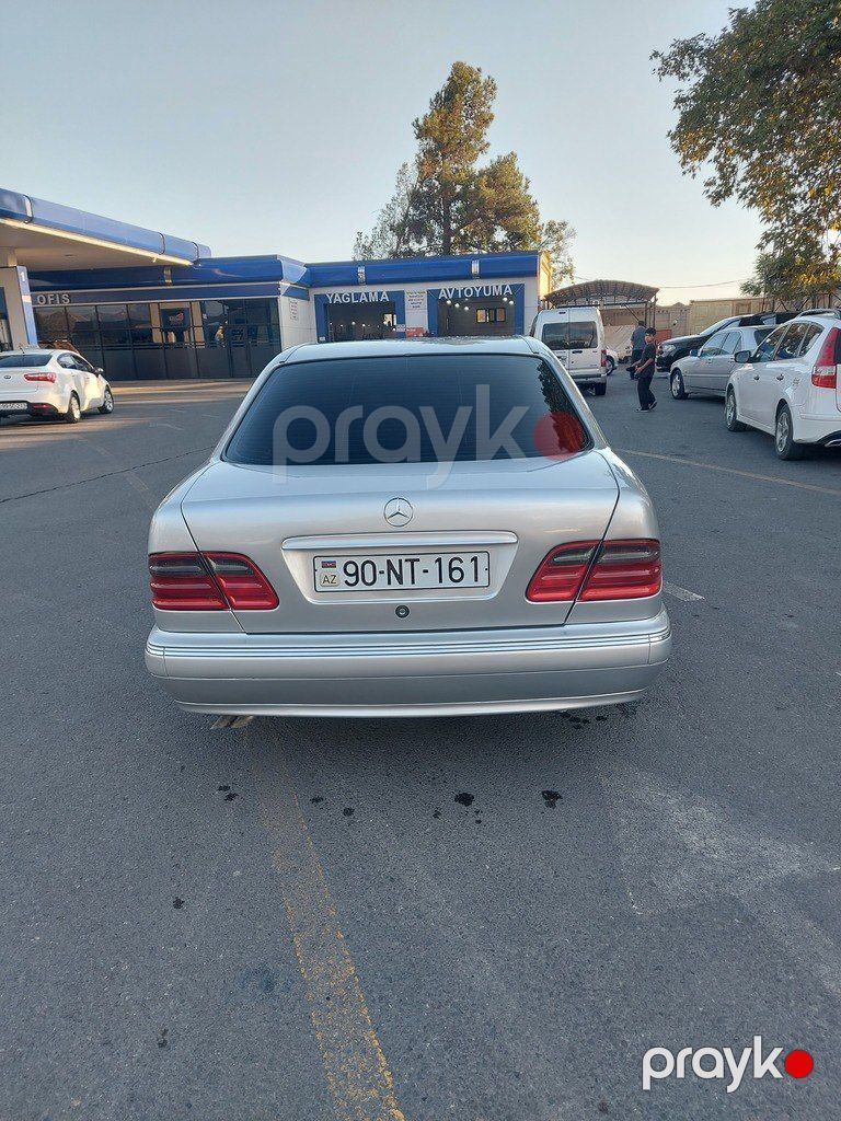 Mercedes E 240, 2.4 L, 2000 il, 293 647 km — Avtomobillər, Göyçay (2)
