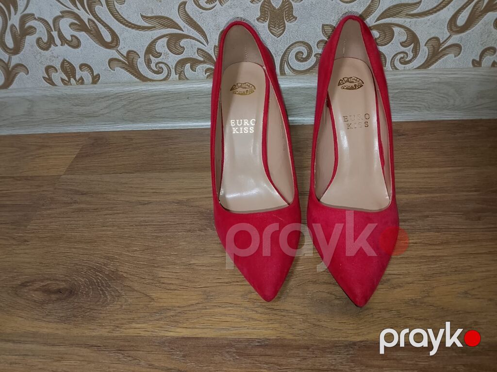 Qadın klassik tufli – qırmızı, süet fakturalı - Brend: Euro Kıss — Tufl, Bakı (2)