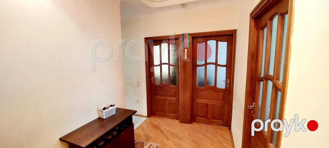 Satılır 4 otaqlı köhnə tikili 100 m² — Mənzil, Bakı (2)