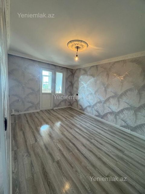 Satılır 2 otaqlı Bina evi menzil (Köhnə tikili), 54 m², 4-cü mikrorayon — Sumqayıt