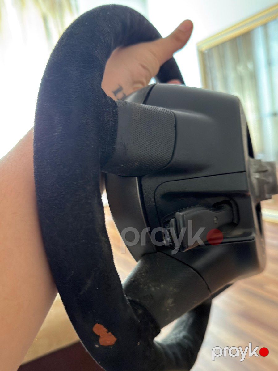 Toyota Prius sükanı — Ehtiyat hissələri və aksesuarlar, Bakı (2)
